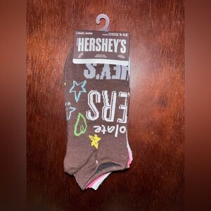 HERSHEY NOVELTY LOW CUT SOCKS NWT WOMEN’S SHOE SIZE 5-9.5